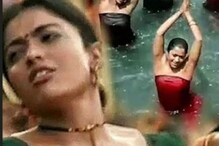 Pushpa: अल्लू अर्जुन-रश्मिका मंदनामधील अॅडल्ट सीन पाहून संतापले प्रेक्षक Pushpa: अल्लू अर्जुन-रश्मिका मंदनामधील अॅडल्ट सीन पाहून संतापले प्रेक्षक