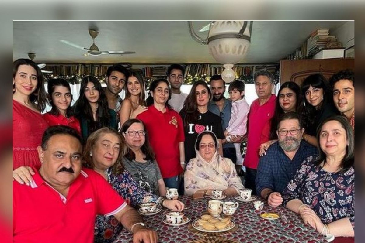 कपूर फॅमिलीचं जंगी ख्रिसमस सेलिब्रेशन! फोटोमधून आलिया-रणबीर गायब