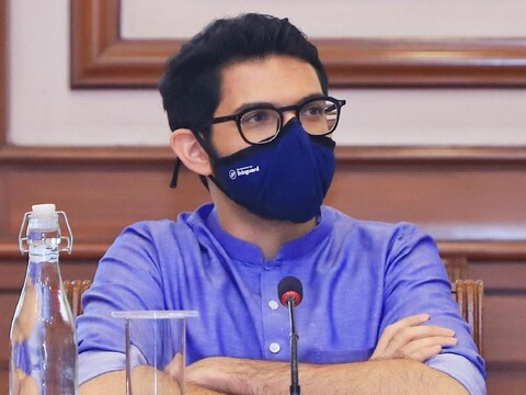  15 जूनला आदित्य ठाकरे अयोध्या दौऱ्यावर जाणार आहे. 20 जूनला विधानपरिषद निवडणूक होणार आहे. 
