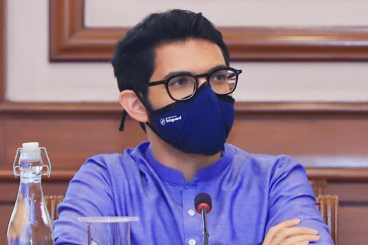 15 जूनला आदित्य ठाकरे अयोध्या दौऱ्यावर जाणार आहे. 20 जूनला विधानपरिषद निवडणूक होणार आहे.