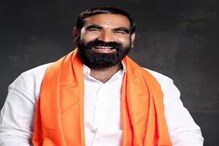 गळ्यात भगवा रुमाल, शिवसेनेच्या आमदारविरोधात आचारसंहिता भंग प्रकरणी गुन्हा दाखल गळ्यात भगवा रुमाल, शिवसेनेच्या आमदारविरोधात आचारसंहिता भंग प्रकरणी गुन्हा दाखल