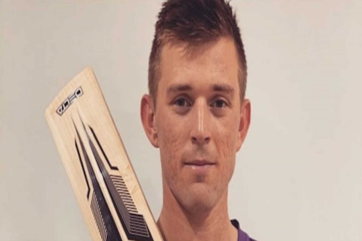 बाप दिग्गज फास्ट बॉलर, पोरगा बनला T20 स्टार, ठोकलं वादळी शतक!