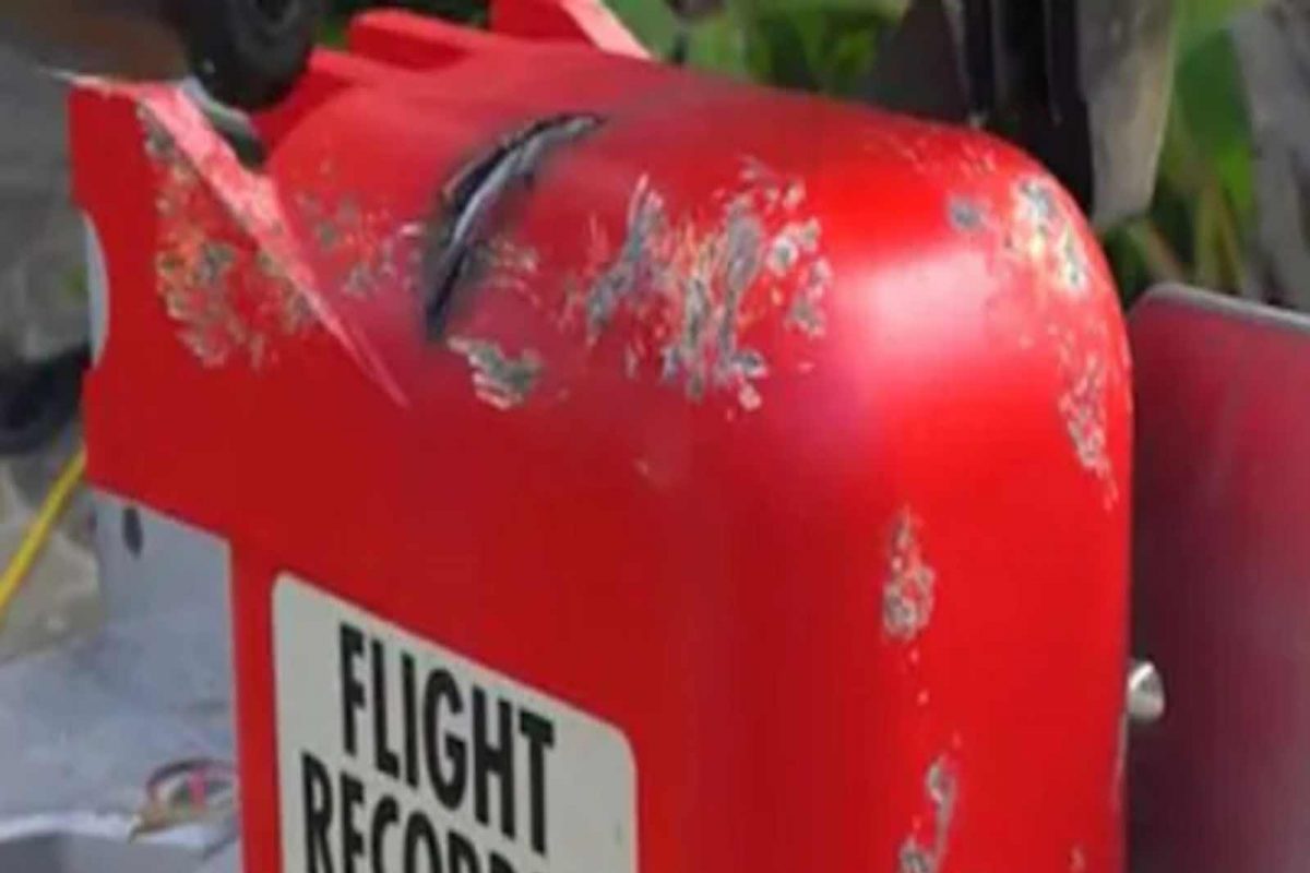Black Box | ब्लॅक बॉक्स म्हणजे काय? विमान किंवा हेलिकॉप्टर अपघाताचं रहस्य तो कसं सांगतो?