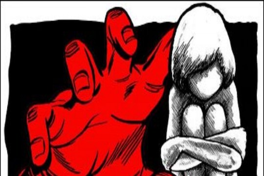 चिमुरडीवर अत्याचाराने कोर्टही संतापलं; Pocso कायद्याअंतर्गत 68 वर्षीय म्हाताऱ्याला सुनावली भयंकर शिक्षा