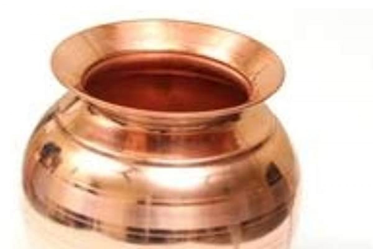 पवित्र पूजनामध्ये ताब्यांच्या वस्तूच का वापरतात; जाणून घ्या त्याचे धार्मिक आणि वैज्ञानिक महत्व