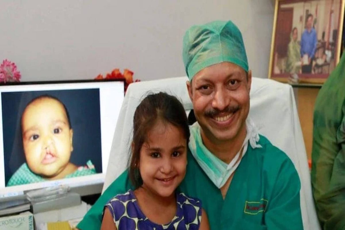 37 हजार मोफत सर्जरी करणारा माणसातला देवमाणूस! फी आहे फक्त या चिमुरड्यांची Cute Smile