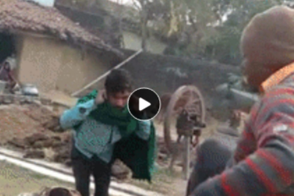 निवडणूक हरला म्हणून उमेदवाराने मतदारांनाच दिली शिक्षा; व्हिडीओ समोर आल्यानंतर अटक