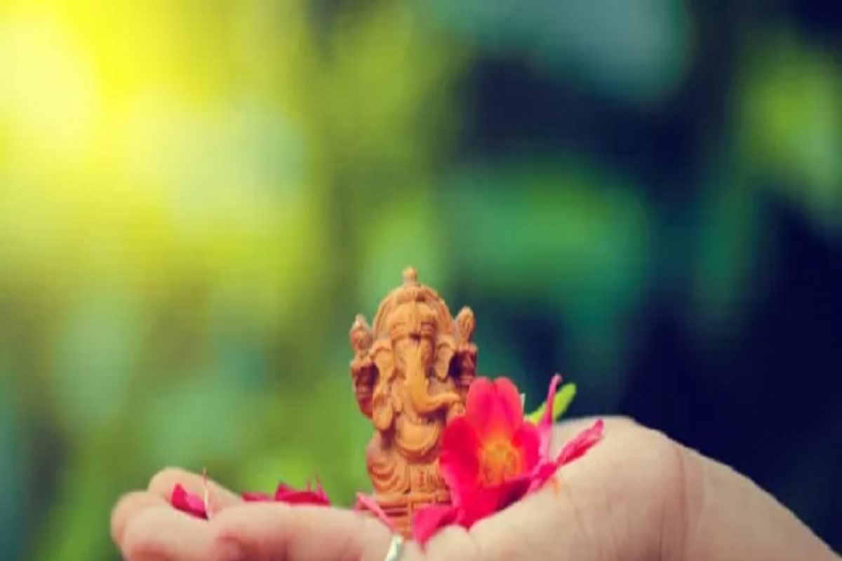 कर्जासह जीवनातील अन्य समस्या सुटण्यासाठी `हे` व्रत ठरेल फलदायी