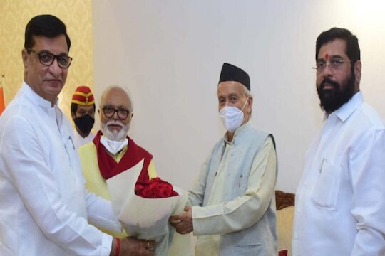 विधानसभा अध्र्यक्षपदाच्या निवडणूक कार्यक्रमावर राज्यपालांकडून मुख्यमंत्र्यांच्या शिफारसीवर अद्याप कोणतीही प्रतिक्रिया नाही. 