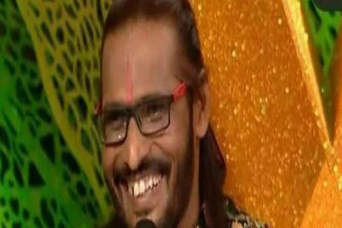 BB15: विश्वसुंदरीसोबत फ्लर्ट करण्याच्या नादात अभिजित बिचुकलेचा झाला मोठा पचका