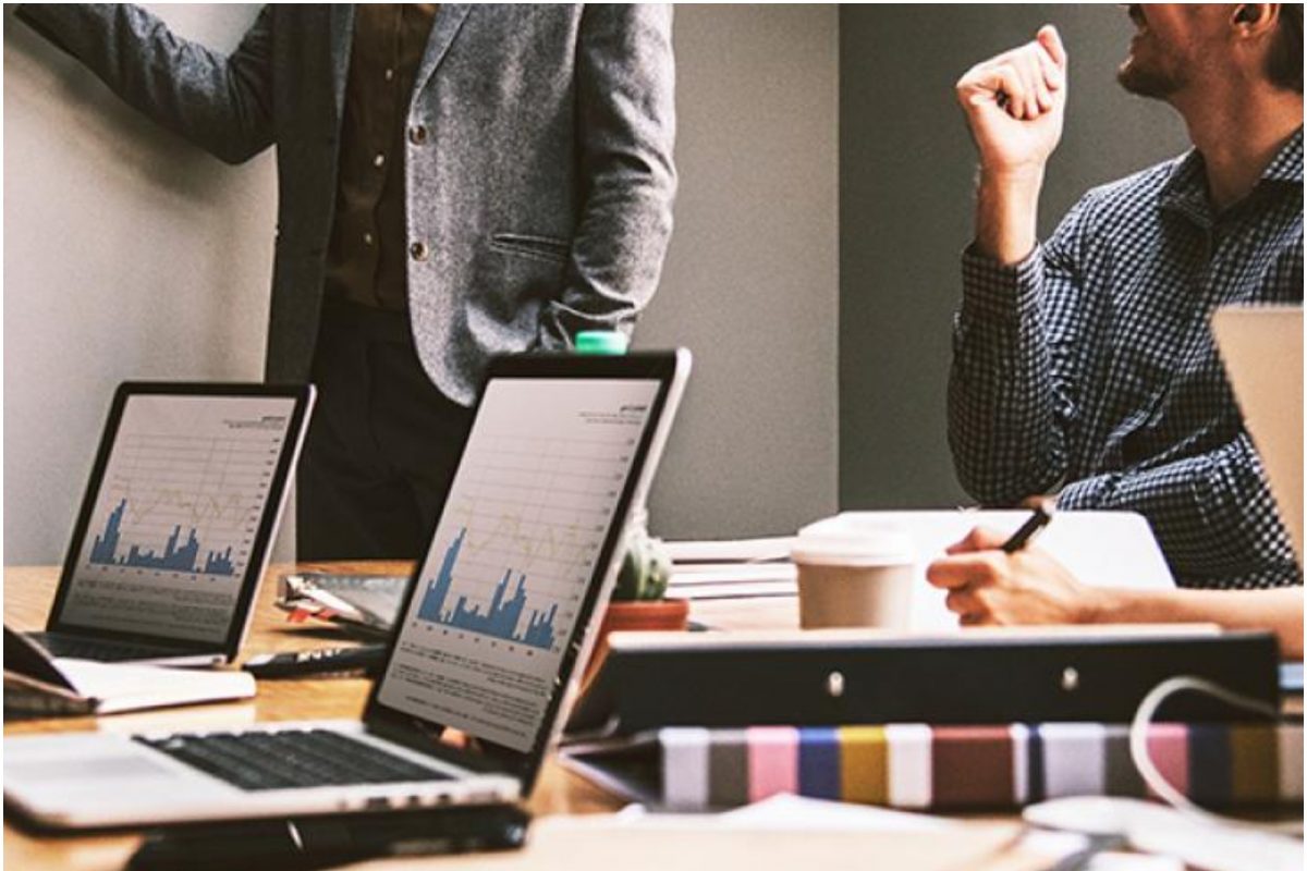 क्या बात है! आता तुमच्या Dream कंपनीत तुम्हाला मिळणार नोकरी; या स्मार्ट पद्धतीनं करा जॉब सर्च