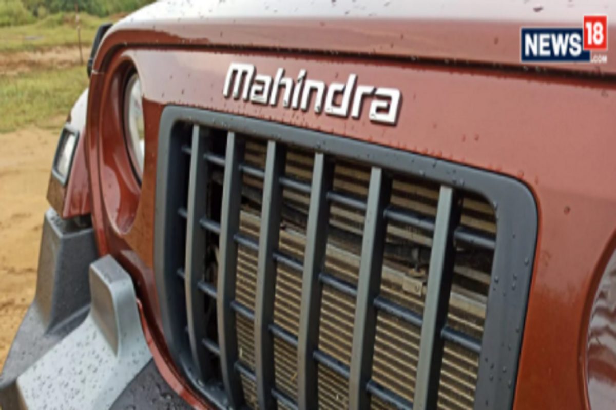 Mahindra च्या या Cars वर बंपर डिस्काउंट, 81,500 रुपयांपर्यंत मिळेल ऑफर