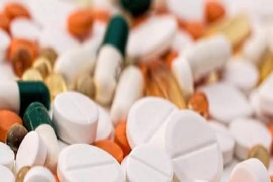 Explainer : औषधाच्या गोळ्यांवर का असते ही रेष माहिती आहे का?