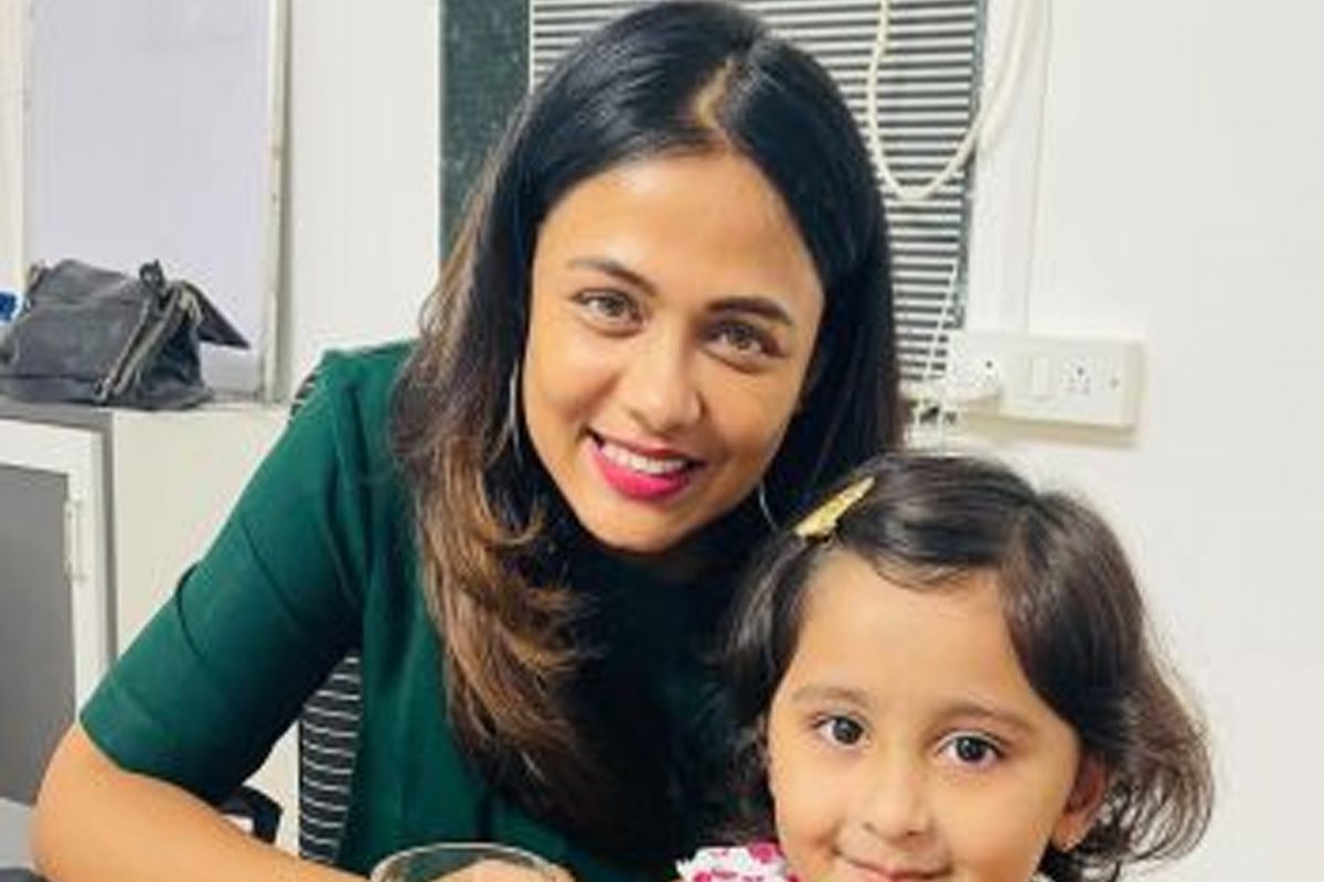 'Mazhi Tuzhi Reshimgath' मधील नेहा आणि परीचे हिलेरियस फ्यूजन पाहिले का?