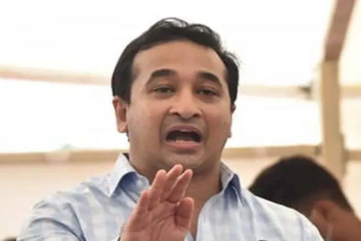 'फडणवीस आमचे नेते आहेत त्यांच्या बाबतीत राष्ट्रवादीचे कार्यकर्ते असे वागत असतील तर राष्ट्रवादीचे नेते महाराष्ट्रात कसे फिरता कसे ते आम्ही बघतो'