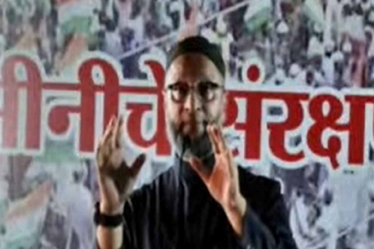 Asaduddin Owaisi म्हणाले, मला मृत्यूनंतर औरंगाबादमध्ये दफन करा, शिवसेना म्हणते, ते स्वत:ला औरंगजेब समजतात