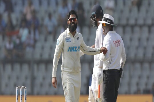 IND vs NZ: 12 पैकी 12! एजाझ पटेलची पुन्हा कमाल, टीम इंडियाला दुसऱ्या इनिंगमध्येही दिले धक्के