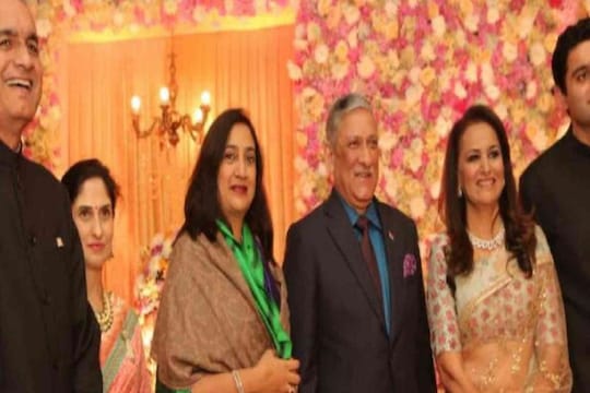 रावत कुटुंबाचं सैन्यदलाशी जन्माचं नात, पत्नीचाही जिव्हाळ्याचा संबंध, दोन मुलींवर दु:खाचा डोंगर