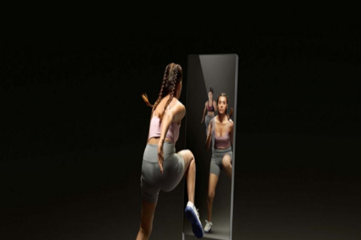 जबरदस्त! आता आरशात पाहा आणि फिट व्हा; Fitness साठी खास Smart Mirror