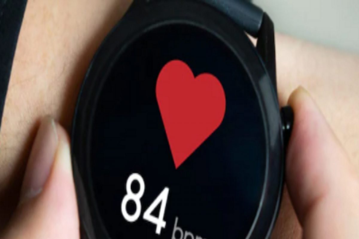 Google लाँच करणार Smartwatch, अनोख्या कोडनेमसह Apple Watch ला देणार टक्कर