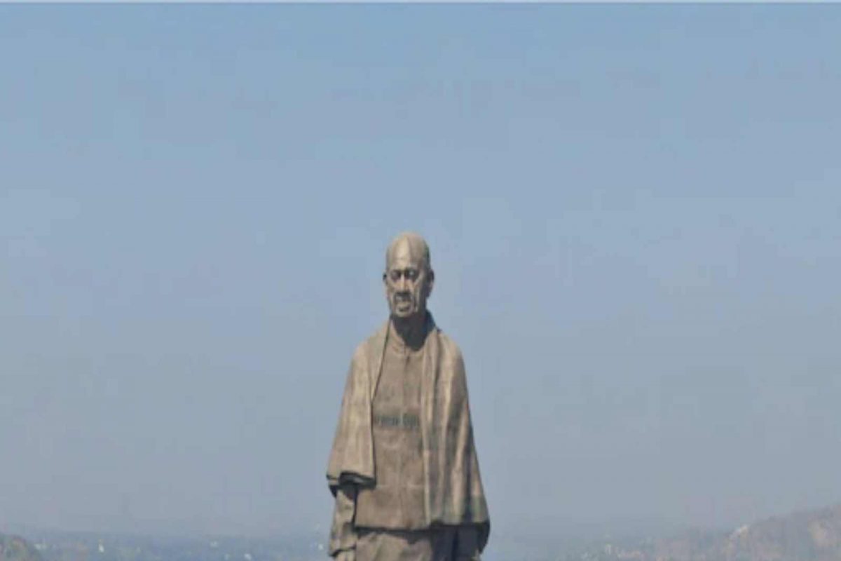 Sardar Vallabhbhai Patel Death Anniversary: 'त्या' एका घटनेने सरदार पटेलांचे आयुष्य बदललं! कसे झाले देशाचे लोहपुरुष?