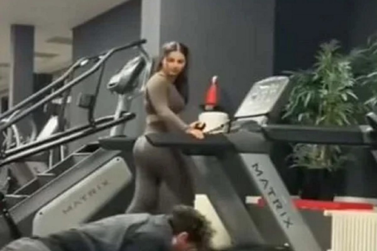 VIDEO - आता स्टाईल कसली साधं तोंडही दाखवू शकत नाही; GYM मध्ये तरुणीसमोर तरुणाची झाली फजिती