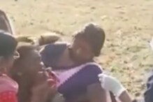 लस घेताना थेट शेतात पळत सुटली महिला; धाय मोकलून रडतानाचा अजब VIDEO Viral लस घेताना थेट शेतात पळत सुटली महिला; धाय मोकलून रडतानाचा अजब VIDEO Viral