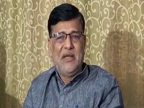 "महाविकास आघाडी सरकार (Maha Vikas Aghadi Government))  पालथ्या पायाचं सरकार आहे. त्यामुळे राज्य अडचणीत आलं आहे", असा घणाघात विनायक मेटे (Vinayak Mete) यांनी केला.