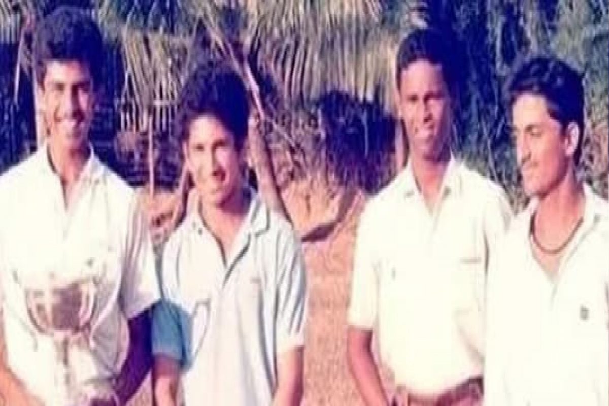 तुम्ही यांना ओळखता का? विनोद कांबळीनं शेअर केला मित्रांसोबतचा जुना फोटो