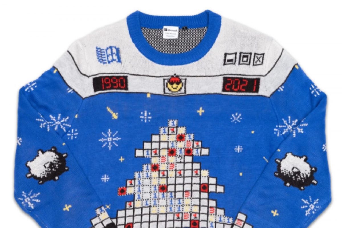 Microsoft का विकतंय स्वेटर? Ugly Windows Sweater बद्दल ऐकलंय का?