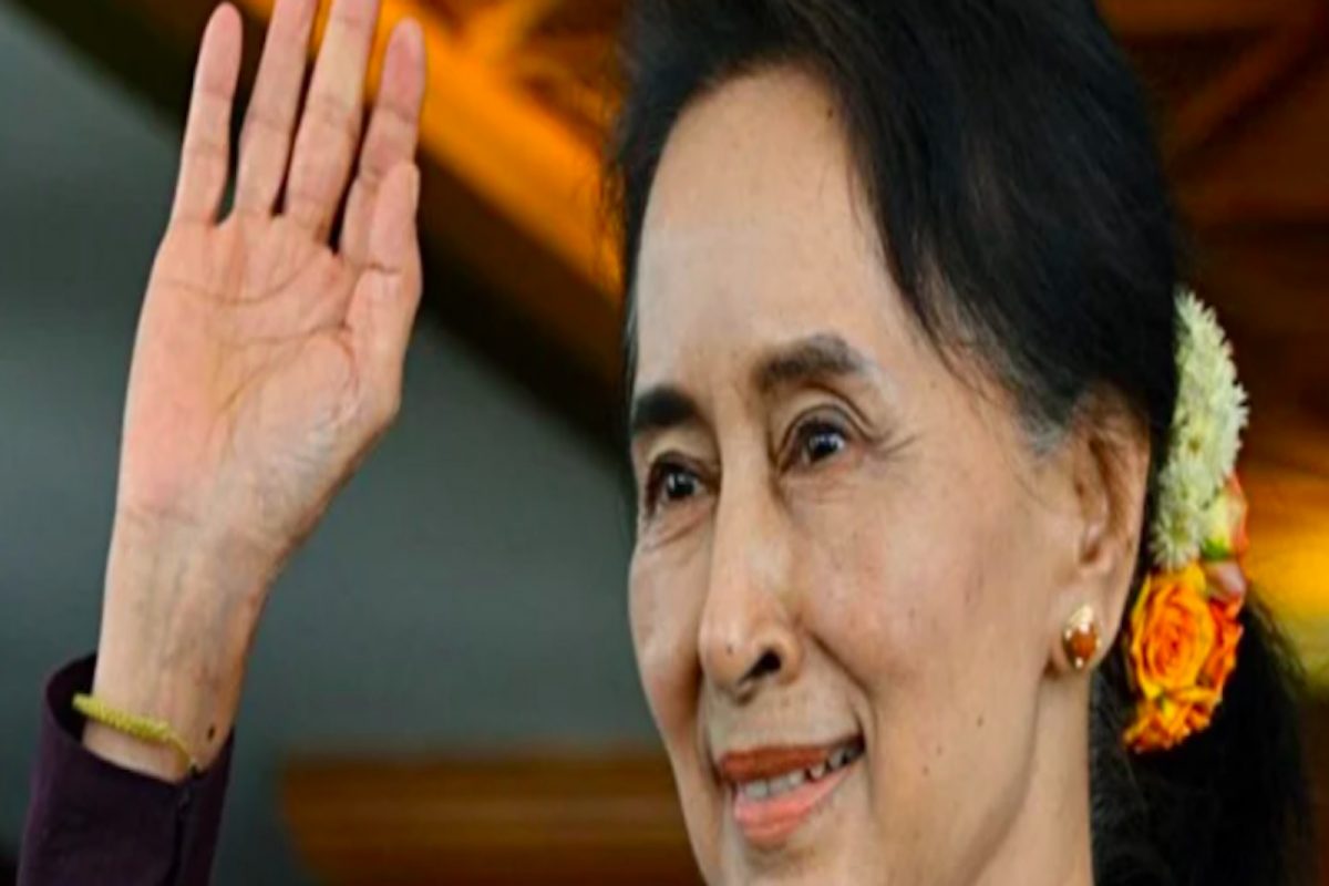 नोबेल विजेत्या आंग सान सू की यांना आणखी चार वर्षांचा तुरुंगवास, अवैधरित्या वॉकी-टॉकी बाळगल्याचा आरोप