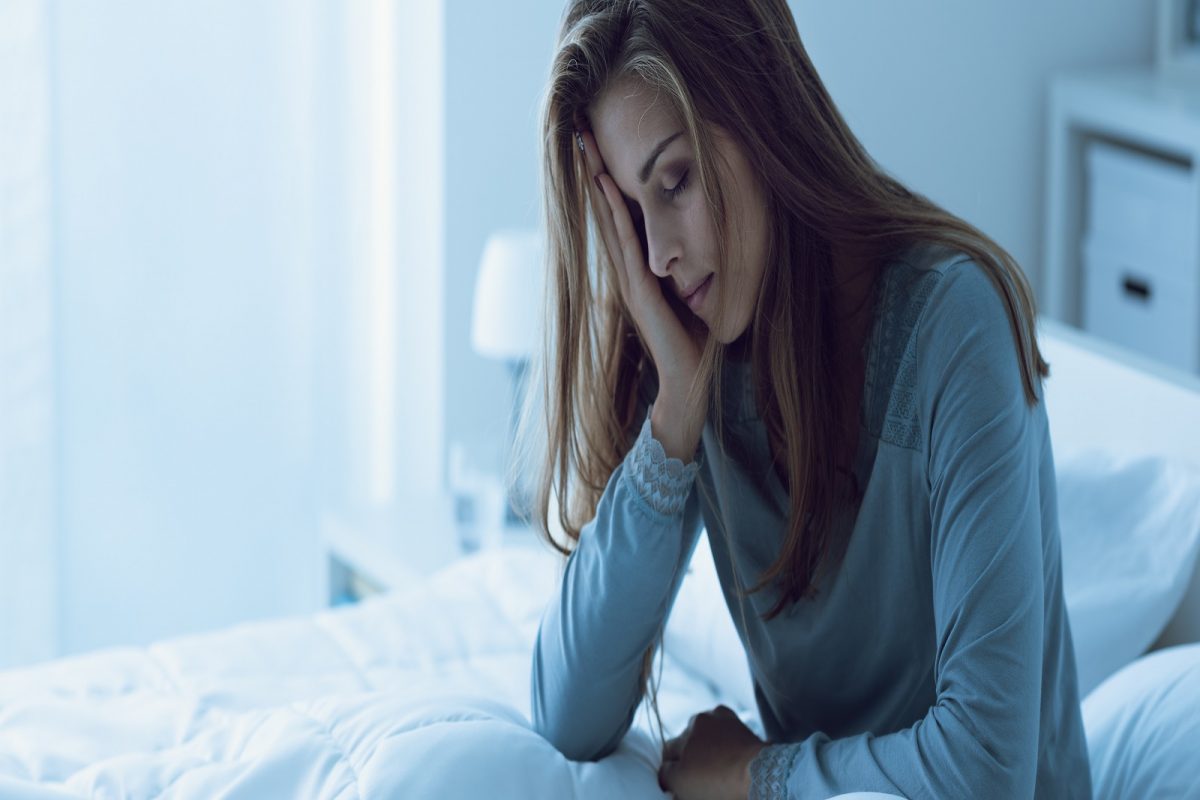 झोपण्यापूर्वी तुम्ही एक ग्लास कोमट दूध घेऊ शकता.
सौम्य भूक कमी करण्यासाठी कमी चरबीयुक्त दही.