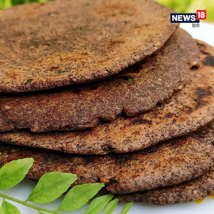 कुट्टूचे पीठ हिवाळ्याच्या काळात विशेषत: उपवासात वापरले जाते. यामध्ये व्हिटॅमिन बी कॉम्प्लेक्ससोबतच व्हिटॅमिन बी2 आणि अनेक खनिजे आढळतात. कुट्टूची रोटी खाल्ल्याने रक्ताभिसरण चांगले राहते तसेच रक्तदाबाशी संबंधित समस्या दूर राहतात. यामध्ये असलेले फायबर आणि मॅग्नेशियम चांगले कोलेस्ट्रॉल वाढवण्यास मदत करते. ते खाल्ल्याने शरीराला उष्णता मिळते..