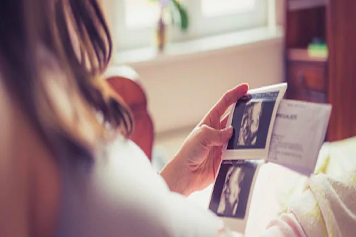 Shocking! फर्टिलिटी डॉक्टरने महिलांना दिला धोका, 14 वेळा वापरला स्वतःचाच स्पर्म