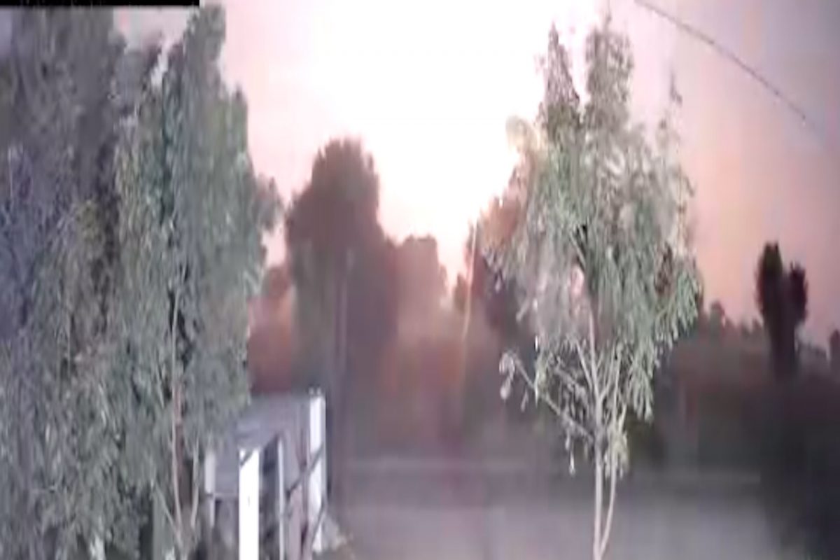 आकाशातून कोसळला आगीचा गोळा, झाला जोरदार धमाका; विश्वास बसत नसेल तर पाहा VIDEO