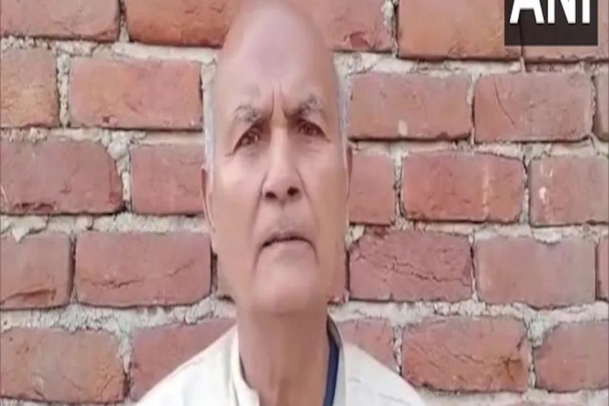 'या' आजोबांवर कोरोनाचे 11 डोस घेतल्यामुळे FIR आहे दाखल, आता त्यांना हवाय बुस्टर डोस