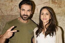 John Abraham सह त्याची पत्नी प्रिया कोरोना पॉझिटीव्ह, Instaपोस्ट करत दिली माहिती