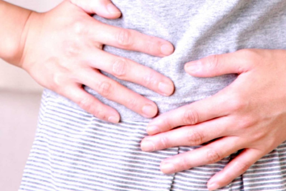 सकाळी रिकाम्या पोटी या गोष्टी खाण्याची सवय असेल तर ताबडतोब सोडा; दुष्परिणाम खूप आहेत