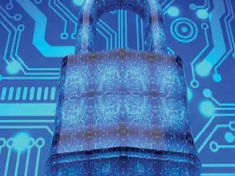 Data leak एका सरकारी सर्व्हरमधून कोविड-19 शी संबंधित पर्सनल डेटा लीक झाल्याचं प्रकरण समोर आलं आहे.  हा डेटा रेड फोरम (Red Form) च्या वेबसाइटवर विक्रीसाठी शेअर करण्यात आला आहे.