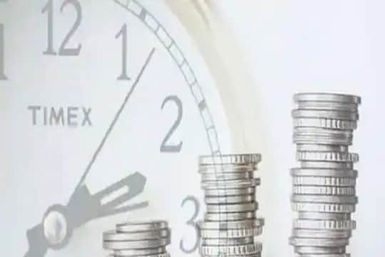 Investment Tips : सीनियर सिटिजन्ससाठी या बँकांमध्ये खास सुविधा, सुरक्षेसह मिळेल अधिकचे व्याज