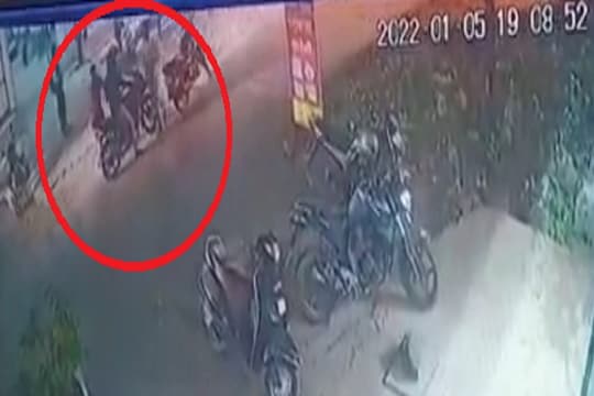 Nanded Murder CCTV: पाठलाग करुन तरुणाला चाकूने भोसकलं; घटनेचा LIVE VIDEO Viral