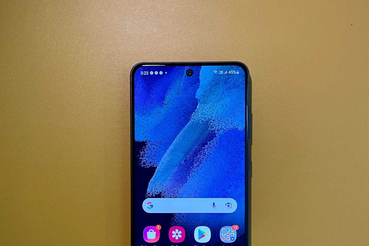 खरेदी करताय Samsung Galaxy S21 FE 5G? त्याआधी इथे वाचा सविस्तर Review