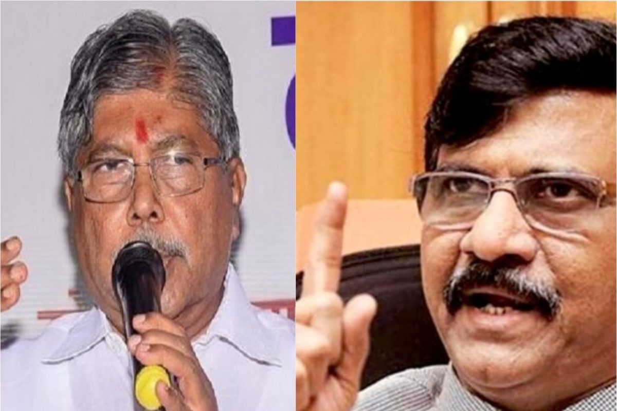 भक्तांची फौज, त्यात पुन्हा अंधभक्तांचा प्रखर उपगट आहे, तर दुसऱ्या बाजूला इतरांचे चमचे महामंडळ. हे दोघेही देशासाठी खतरनाक आहेत.