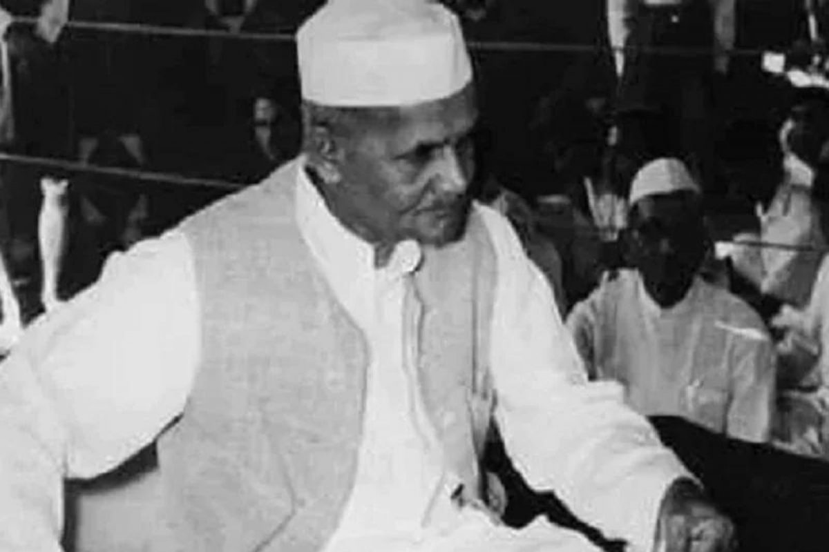 Lal Bahadur Shastri Death Anniversary: शास्त्रींच्या निधनाआधी नेमकं काय घडलं? मृत्यूचं गूढ आजही कायम