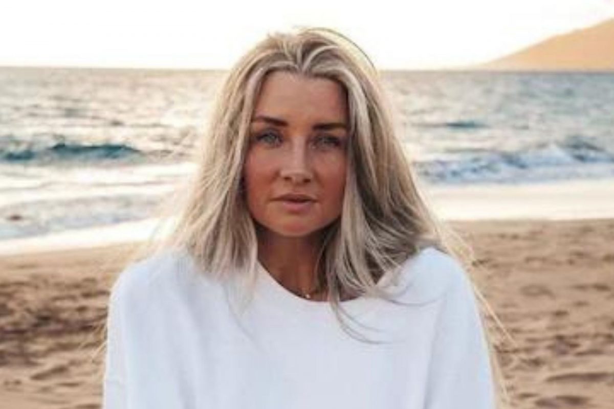 एअर होस्टेसने केला विमानातील फर्स्ट क्लासबाबतचा मोठा खुलासा; सांगितला आपला अनुभव