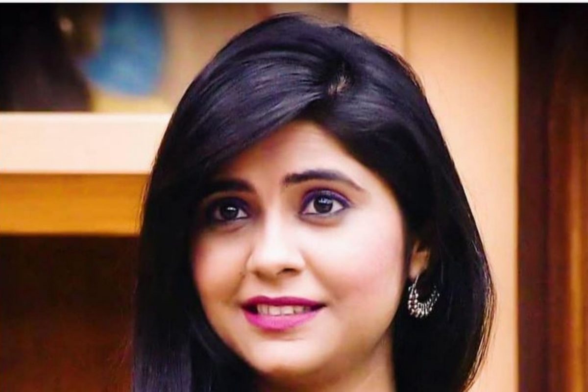 VIDEO: '...अन् मी थेट तलावात' वीणा जगतापने सांगितला आपल्या काश्मीर ट्रीपचा भन्नाट किस्सा