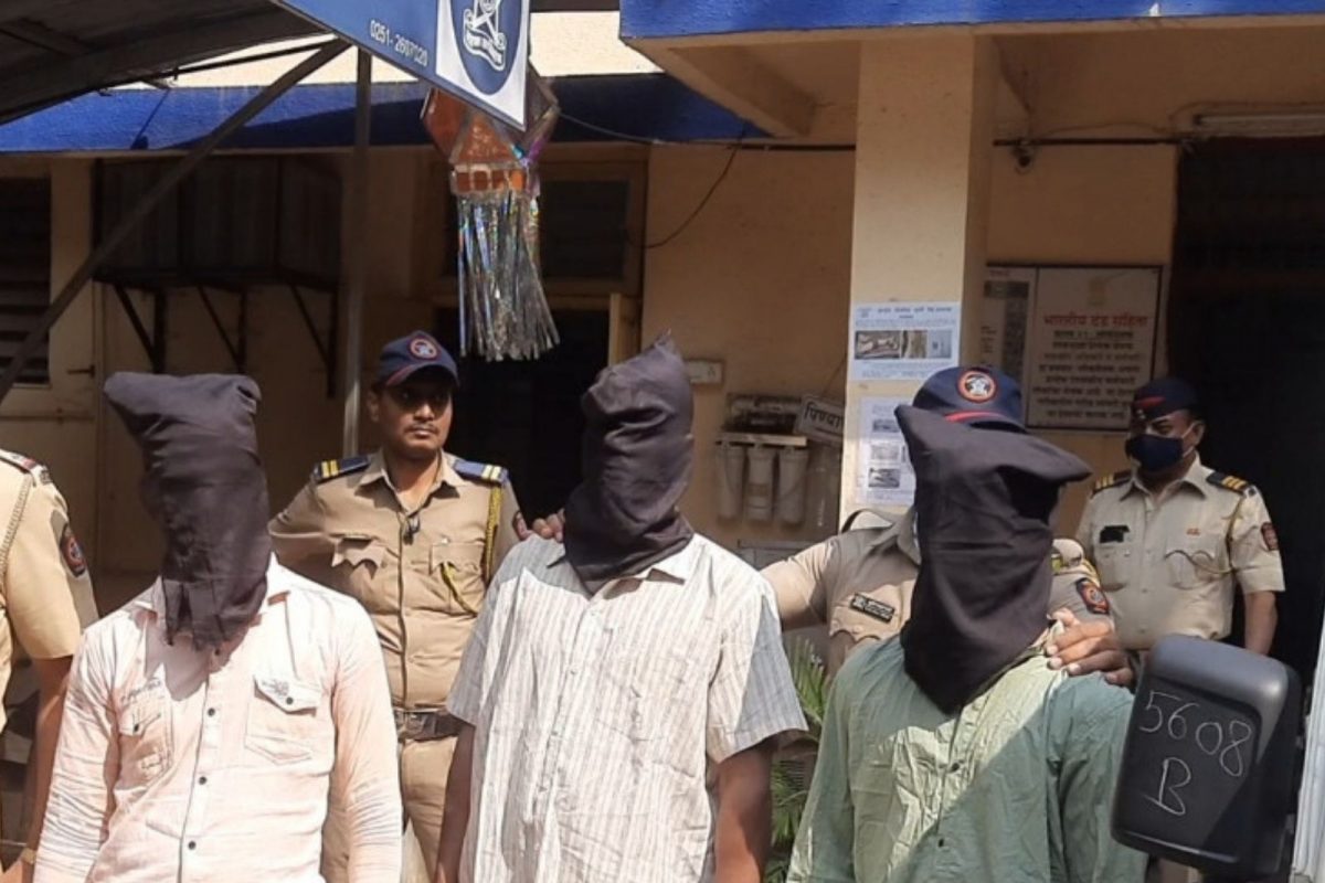 अंबरनाथ: 21 वर्षीय तरुणीवर दिवसाढवळ्या सामूहिक बलात्कार; तिघांनी आळीपाळीने दिल्या नरक यातना