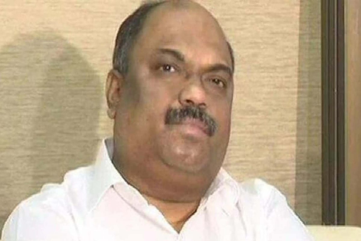 आयकर खात्याच्या मुंबईत 5 ठिकाणी धाडी; अनिल परबांच्या निकटवर्तीयाच्या घरीही छापेमारी