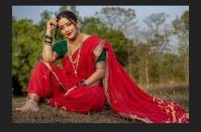  अभिनेत्री अपूर्वा नेमळेकर 'रात्रीस खेळ चाले' मालिकेतून शेवंताच्या रूपात घराघरात पोहोचली आहे. 