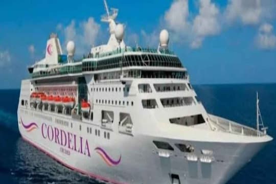Cordelia Cruise | आर्यन खानला अटक झालेल्या क्रूजमध्ये कोरोनाचा स्फोट, गोव्यात पोहोचताच अनेकांना बाधा